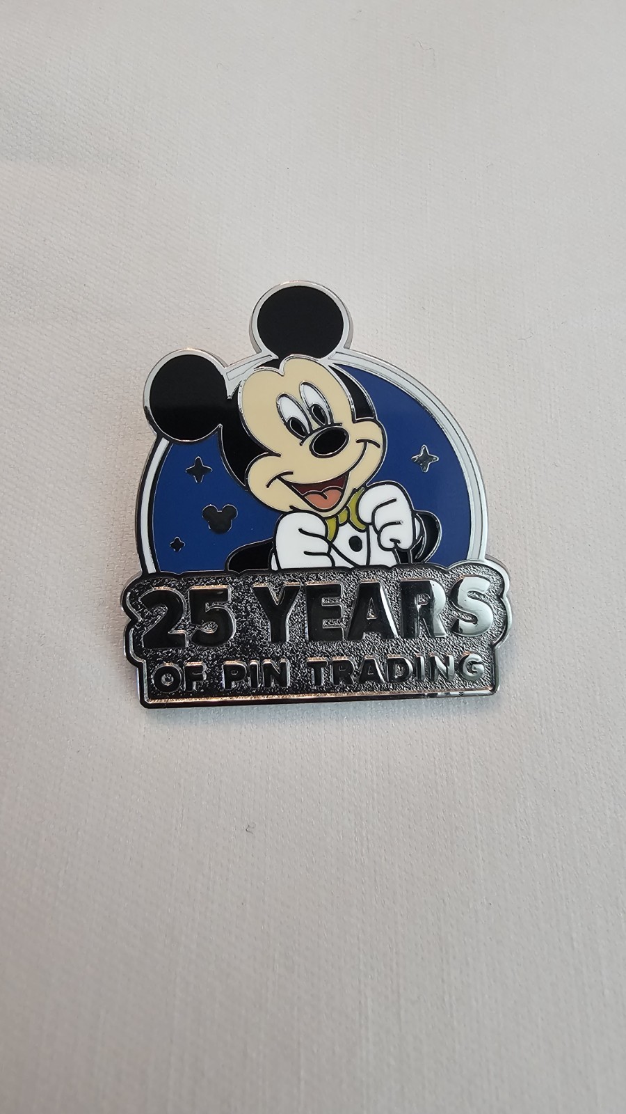 2025 WDW Hidden Mickey Wave A - 25 Years of Pin Trading Series — Mickey Mouse