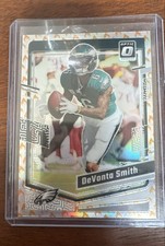 2023 Panini Donruss Optic - Devonta Smith #156 Fire Prizm