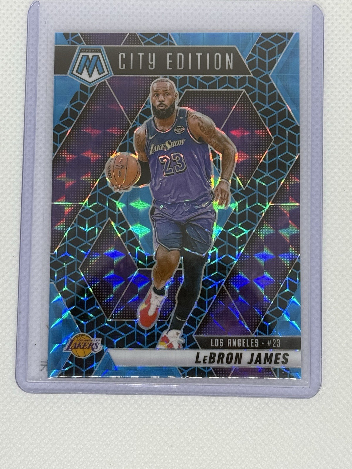 2024-25 Panini Mosaic LeBron James /25 Spectris Blue Prizm #286 City Edition