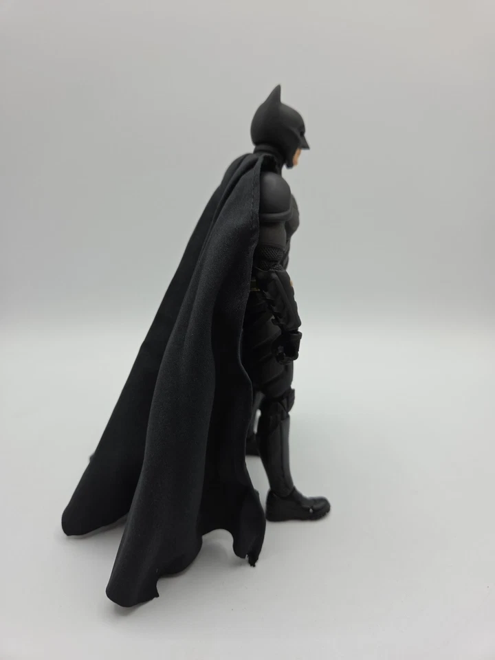Mafex Nº053 BATMAN Ver. 3.0 DC The Dark Knight Trilogy Medicom incompleto LEER Foto 4 de 4