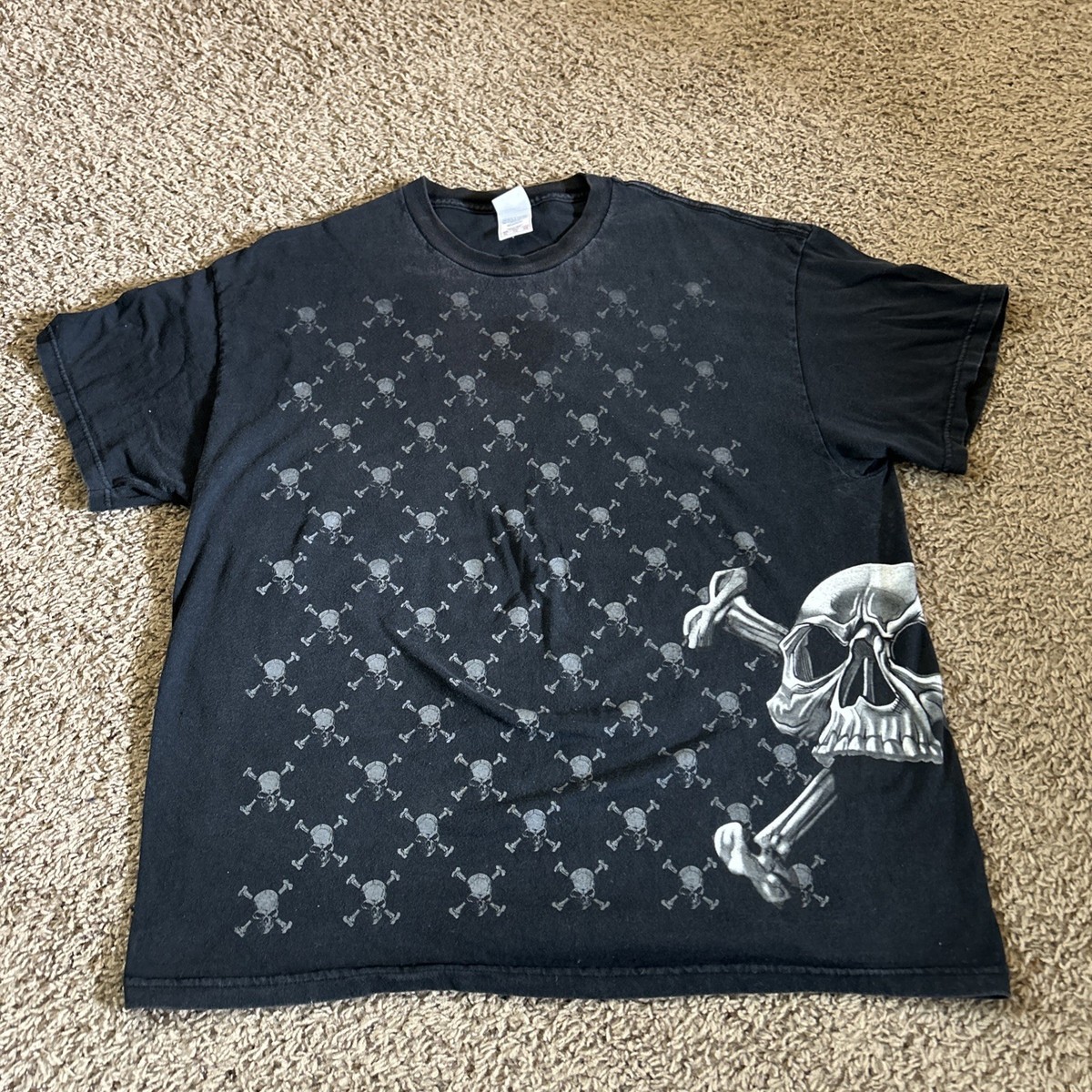 Skull and Crossbones XL Tennessee River Black Short Sleeve T-Shirt