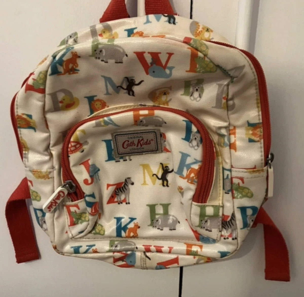 bags similar to lululemon Does someone know of any bags similar in style to the Lululemon Wunderlust  Backpack 25L? : r/backpacks