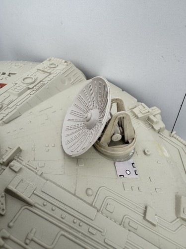 Original Vintage 1979 Kenner STAR WARS Millenium Falcon, Near Complete + 2 Figs - Picture 4 of 24