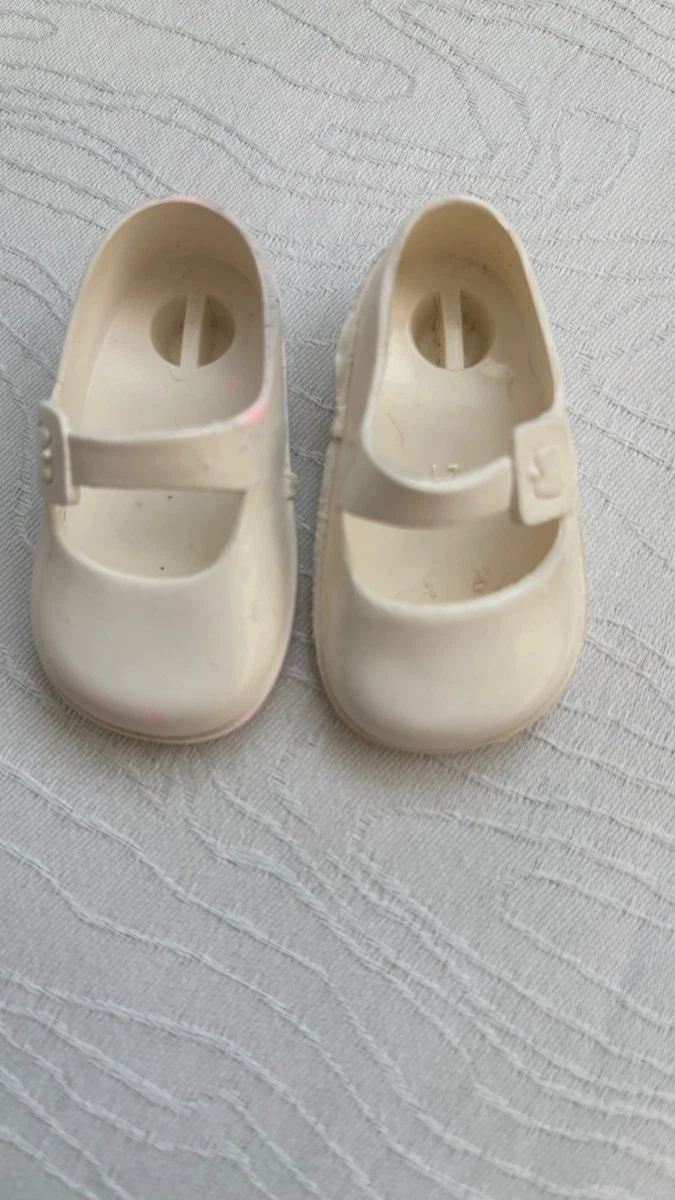 ANCIENNE PAIRE DE CHAUSSURES DE POUPEE EN CUIR - XIXe- marquée JC 9 EUR 60,00 - FR