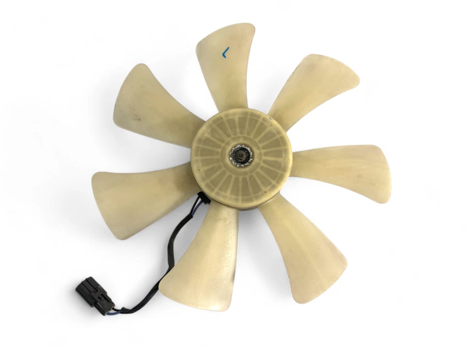 2002 LEXUS IS300 ДВИГАТЕЛЬ ВЕНТИЛЯТОРА С ЛЕЗВИЕМ 16363-46050 ЛЕВАЯ СТОРОНА ВОДИТЕЛЯ OEM 898 #A62 - Изображение 2 из 4