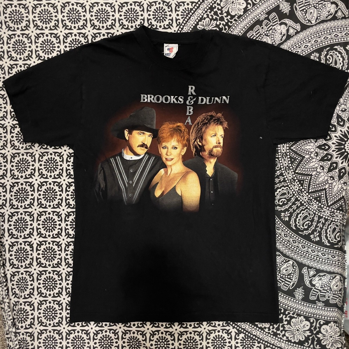 Vintage Brooks and Dunn T-shirt