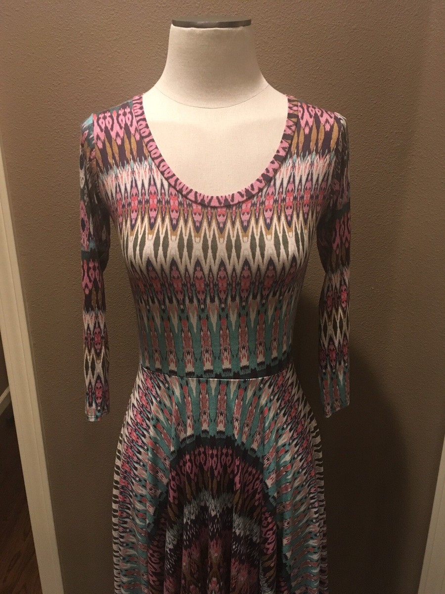 Salaam S Black Print Scoop Neck Jersey Dress W 3/4 Sleeves & Flare Skirt Salaam S Black Print Scoop Neck Jersey Dress W 3/4 Sleeves & Flare Skirt