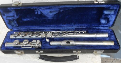 Vintage WT Armstrong Silver Flute Model 104 With Case | eBay