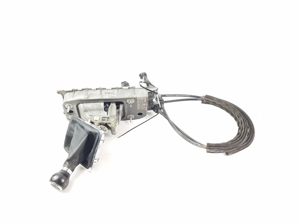 VOLKSWAGEN PASSAT CC GEAR SELECTOR MANUAL 3C0711049AG MK1 2008 - 2012 - Image 2 of 4