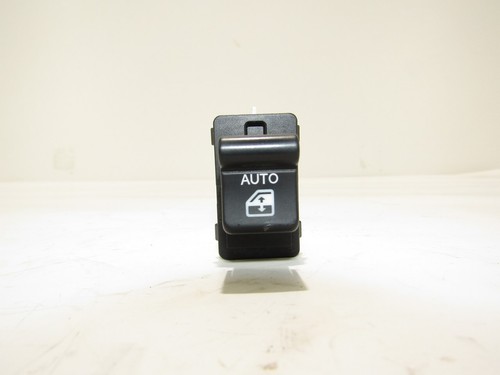 Fiat 500X 2016 Fensterheberschalter window regulator button switch B569