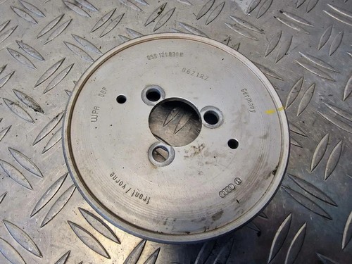 VW TOUAREG 7P5 Wasserpumpenschaber 059121031H 3.00 Diesel 2012 31251589