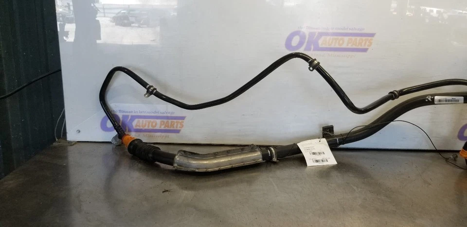 17 MERCEDES BENZ GLS63 AMG W166 5,5 L TUBO DE CUELLO DE LLENADO DE COMBUSTIBLE Foto 2 de 4