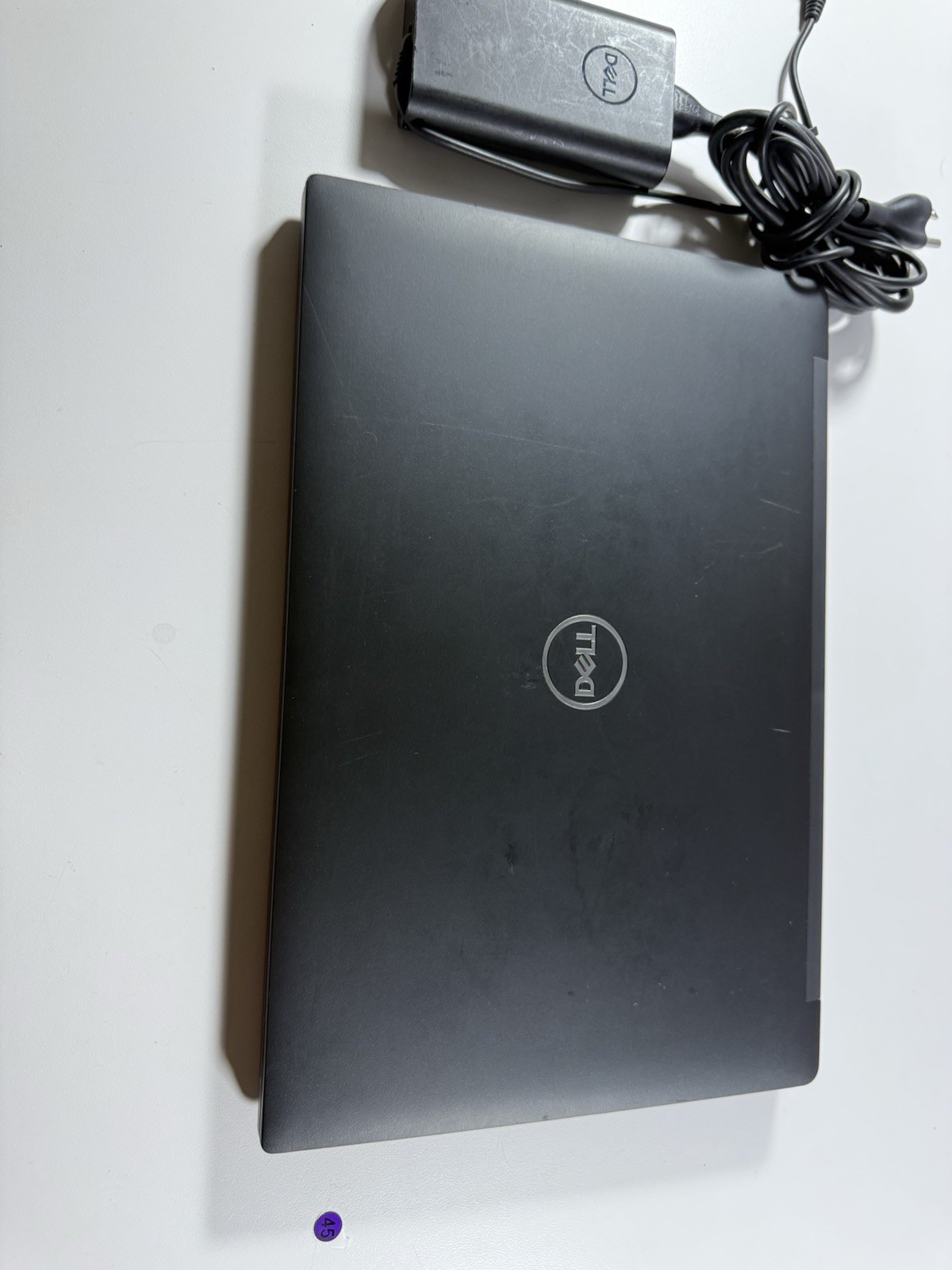 dell latitude 7490, 14-Inch Laptop, with Intel Core i7-8650U, 256 GB SSD (Solid State Drive), Windows 11 Pro