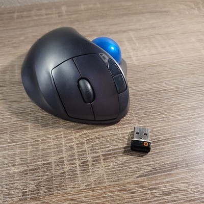 Logitech M570 Wireless Trackball Grade C, Cosmetic Wear, Dongle