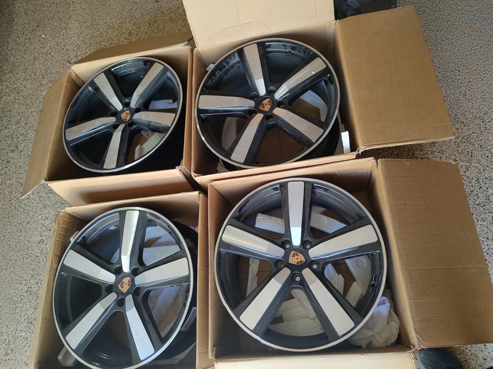 OEM Porsche Cayenne Exclusive 22