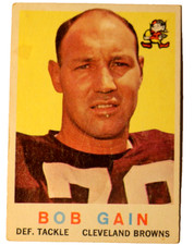 1959 Topps #77 Bob Gain Rookie Football Card. EX