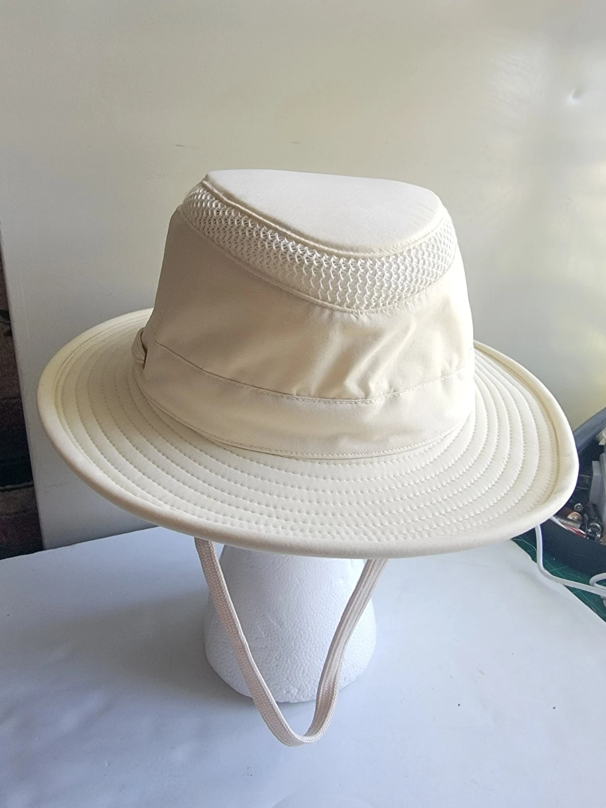 Tilley Airflow Sun Hat Sz 7 Tan Vented LTM5