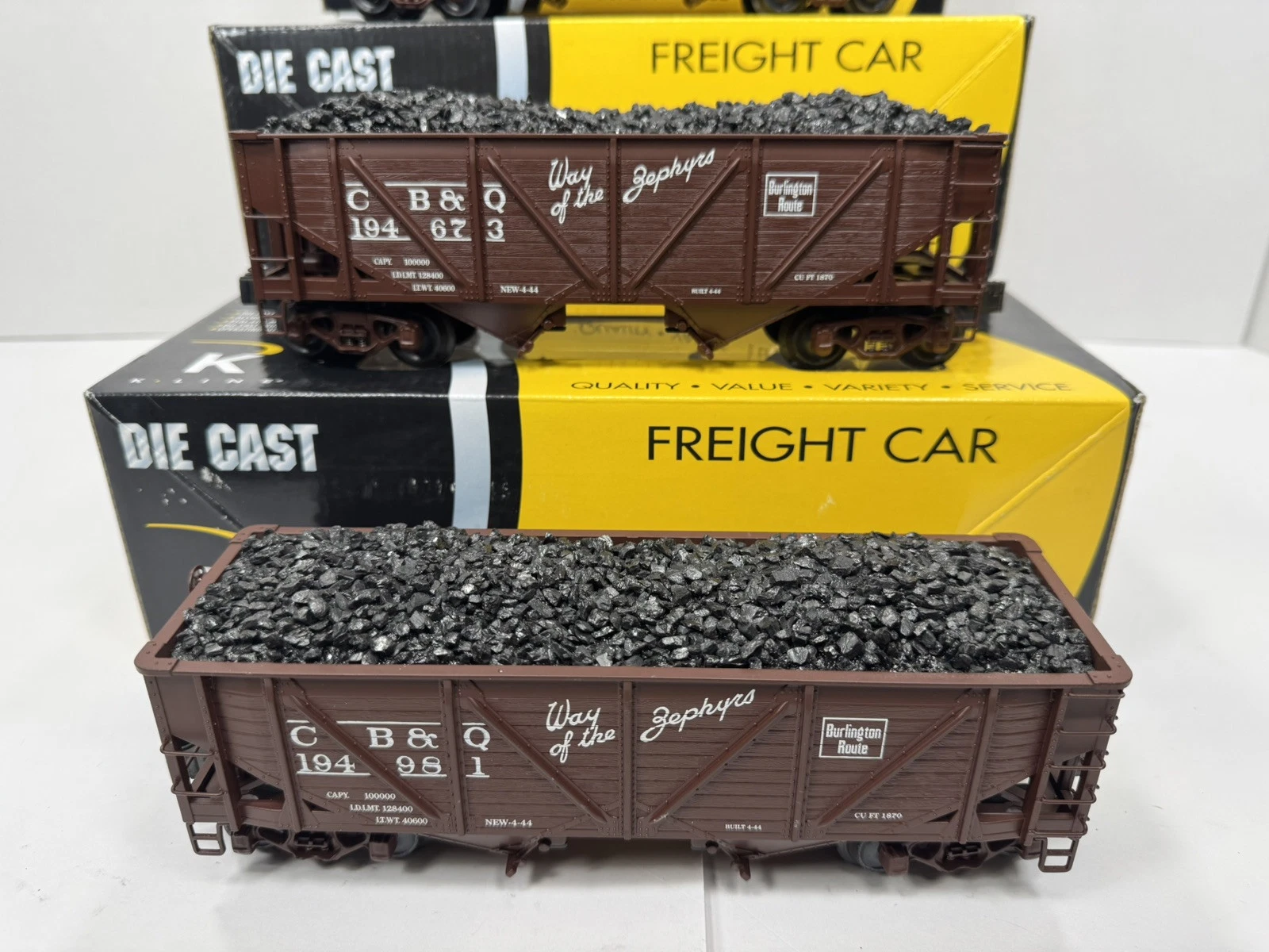  conjunto de tremonha fundida k-line cb&q burlington 2 compartimentos 4 carros ex 