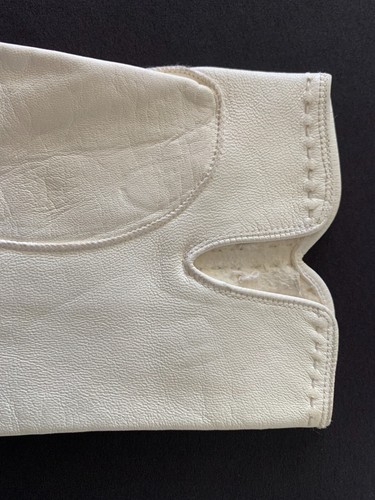 Vintage Gloves Ivory White Kid Leather Wrist Length Women's Vented - Picture 6 of 11