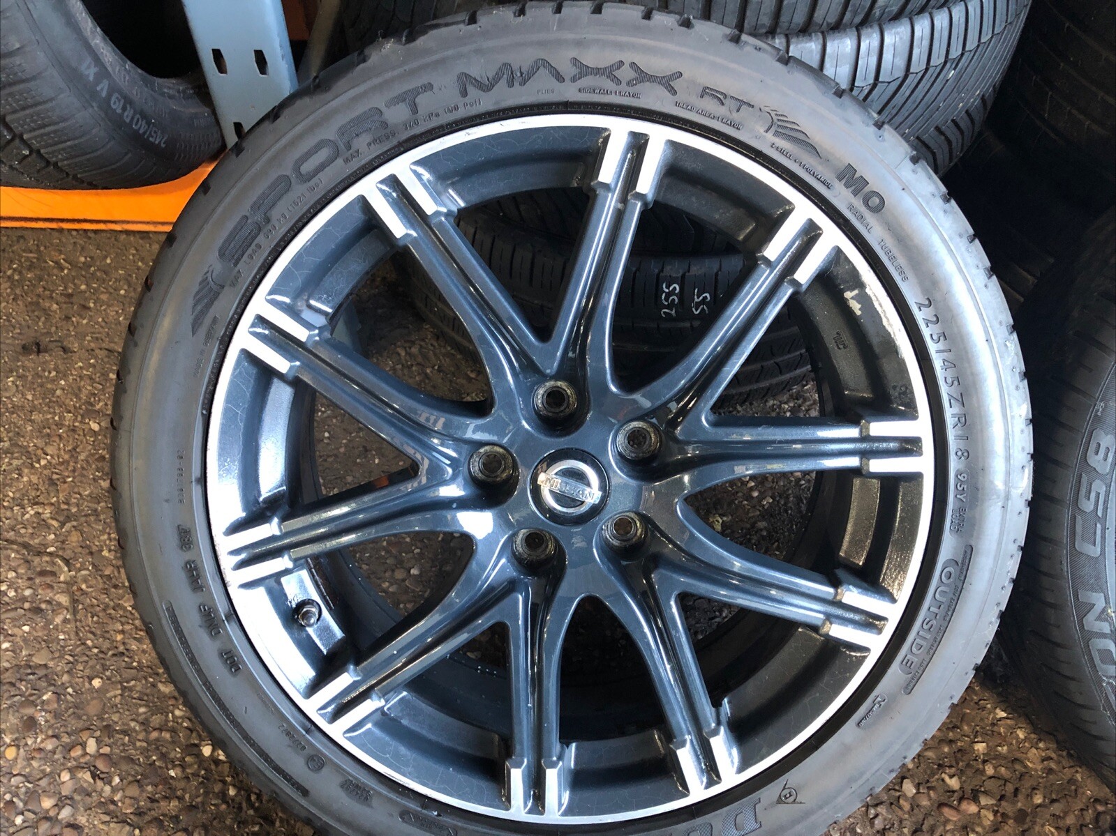 Picture 3 of 24