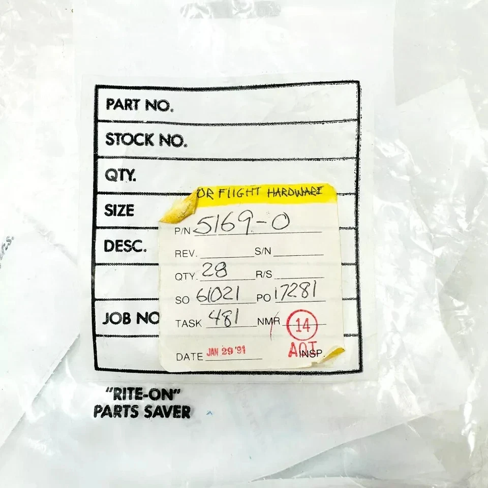 5 pcs ITT Pomona 5169-0 330E Banana Plug Connector for 18-20 AWG Wire, Black - Image 4 of 4