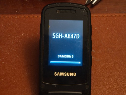 Téléphone portable à clapet rétro robuste Samsung Rugby II 2 SGH-A847D (TELUS) 2 MP - Photo 12 sur 17