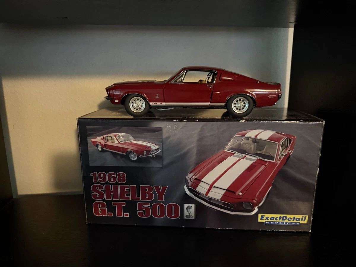 Preços baixos em Shelby Exact Detail Replicas 1:18 Veículos de