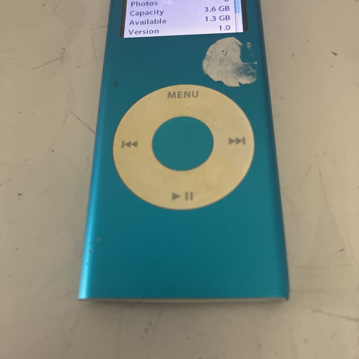 Apple iPod Nano 2nd Generation 4GB Model Number A1199 Blue Tested