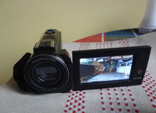 Somikon Dual-Lens-4K-UHD-Camcorder mit Sony-Sensor und 2 Kameras