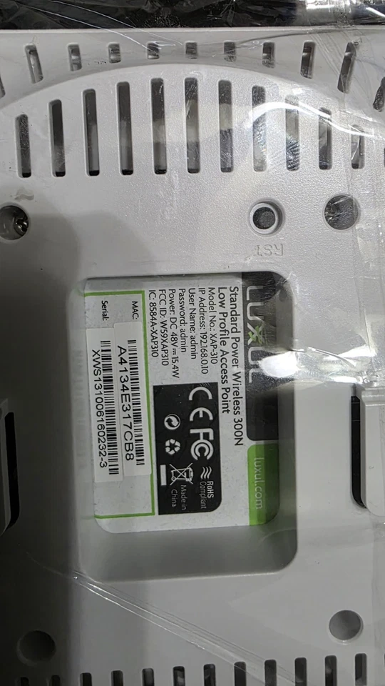 Luxul XAP-310 300n high power wireless low profile access point - Image 3 of 3