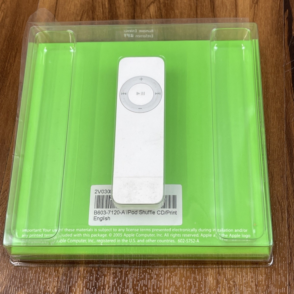Buy Apple iPod shuffle 1st Generation White (1GB) online | eBay