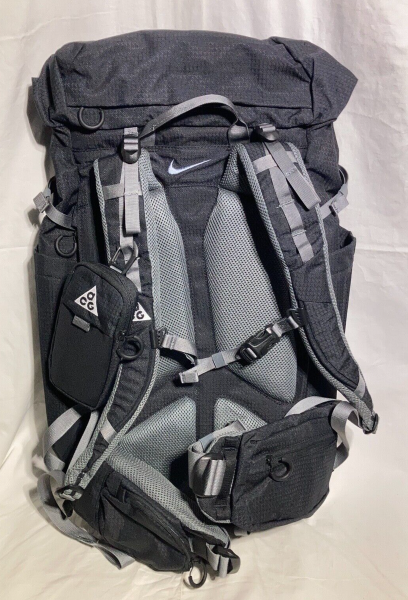 Nike ACG 36 Hiking BackPack Unisex DC9865-010 - Black 44L | eBay Nike ACG 36 Hiking BackPack Unisex DC9865-010 - Black 44L | eBay