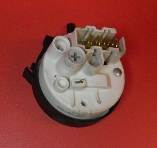 Waschmaschine INDESIT WIXE127 UK V DRUCKSCHALTER