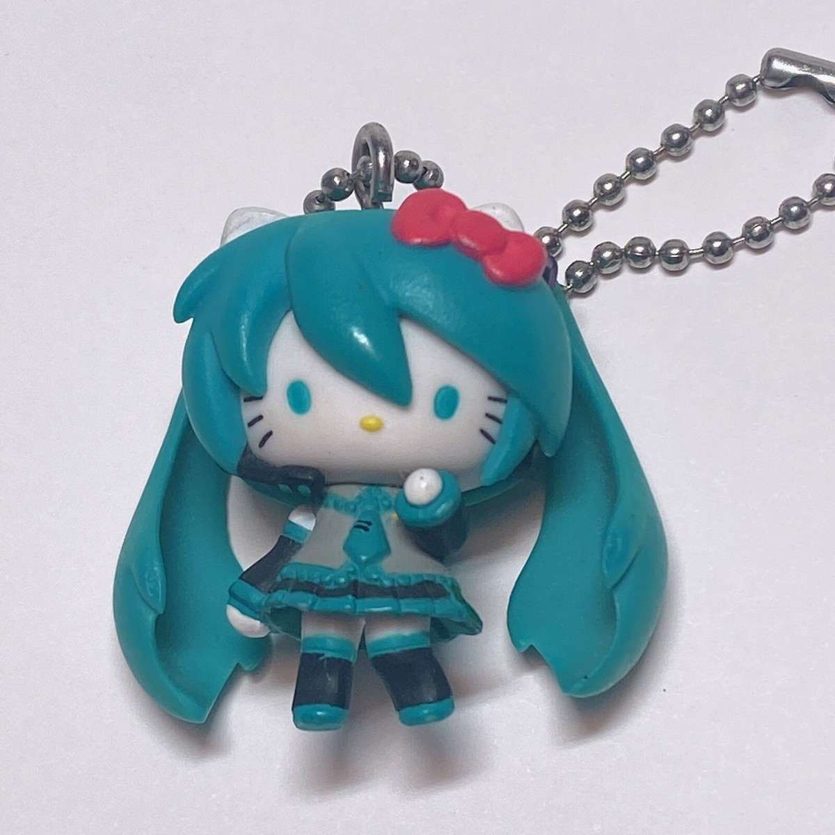 Rare Hatsune Miku × Hello Kitty 2012 Key Ring Anime Vocaloid
