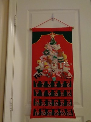 Vintage Christmas Tree Advent Calendar 24 small stuffed ornaments pockets