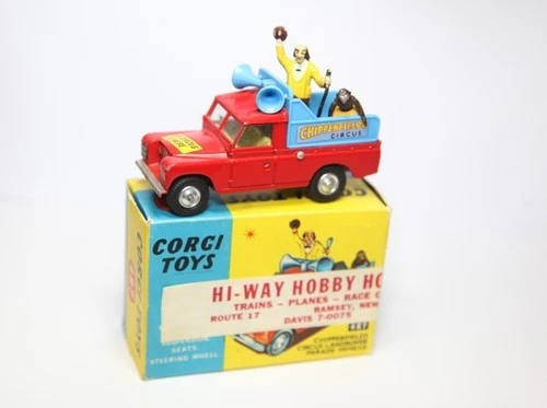 Corgi 487 Chipperfields Circus Land Rover Parade Vehicle In Original Box - Lot 1