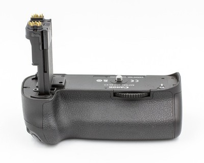 Canon BG-E11 Vertical Battery Grip f/ EOS 5D Mark III 