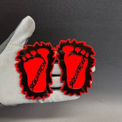 Sasquatch footprint 4x4 suv Car Fender Badge Emblem RED / black 3D Decal 2PC