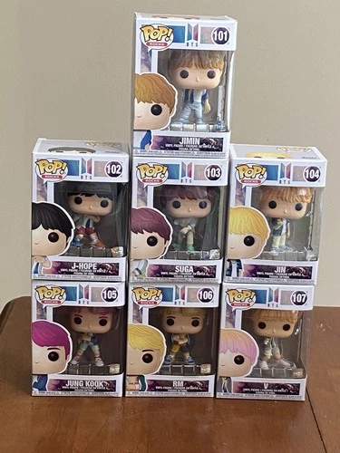 Funko Pop! Rocks BTS First Edition #101 -107- 2019 Complete set, plus Photocard