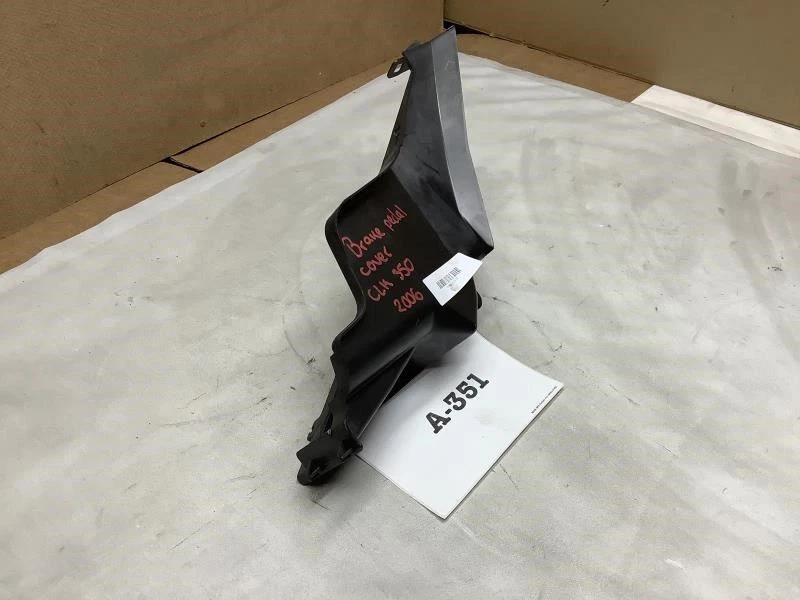 Mercedes Benz CLK350 2006 soporte de pedal de freno de estacionamiento OEM+ Foto 3 de 4