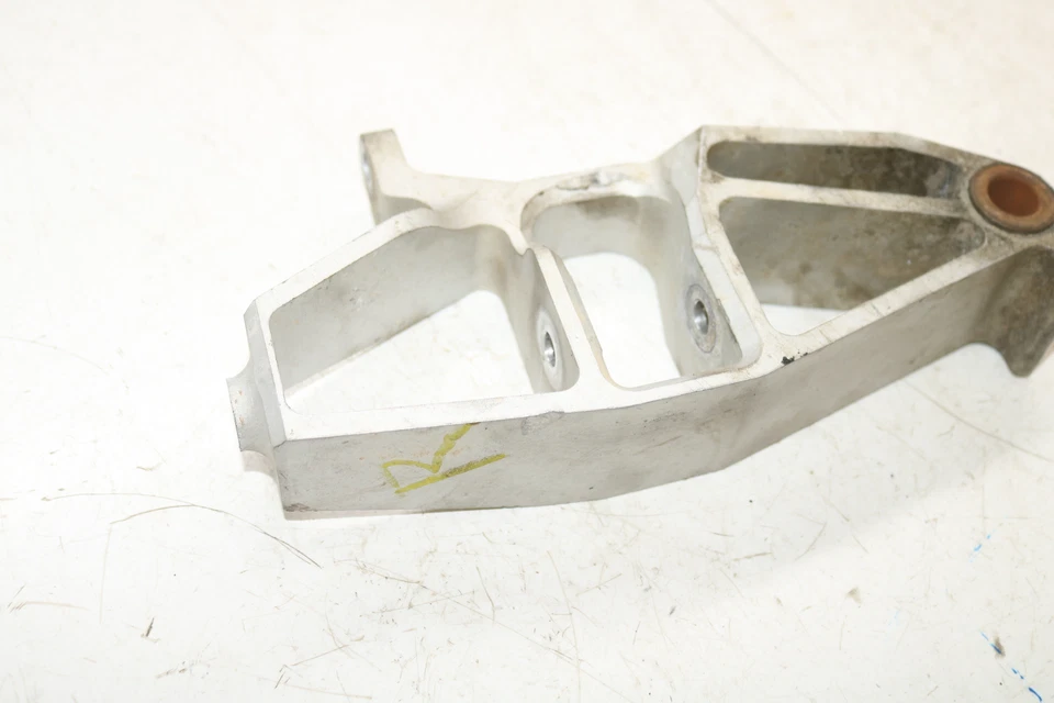 2012 Polaris Rmk 600 144" Pro Ride Right Front Steering Arm Spindle Knuckle - Image 4 of 4