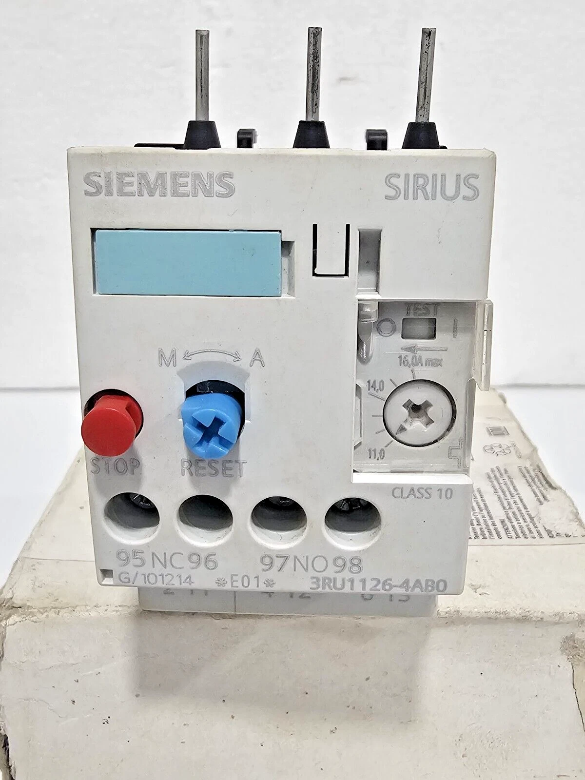 SIEMENS 3RU1126-4AB0 New - Surplus Motor Protection Overload Relay