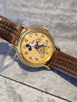 Mickey Mouse Lorus/Seiko Womens 60th Anniversay Wristwatch  display picture 1