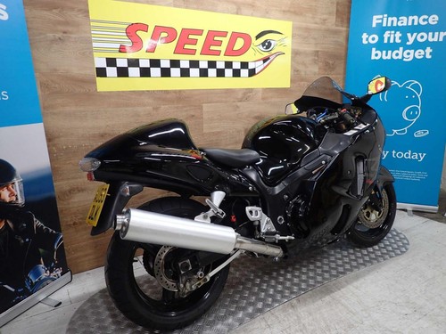 Suzuki GSX1300R Hayabusa - Picture 5 of 12