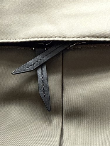 Targus Newport Rucksack 15 Zoll Notebook Tragetasche olivgrün und schwarz - Bild 10 von 13