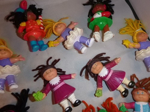 Lot de 14 figurines miniatures enfant patch chou - Photo 4/6