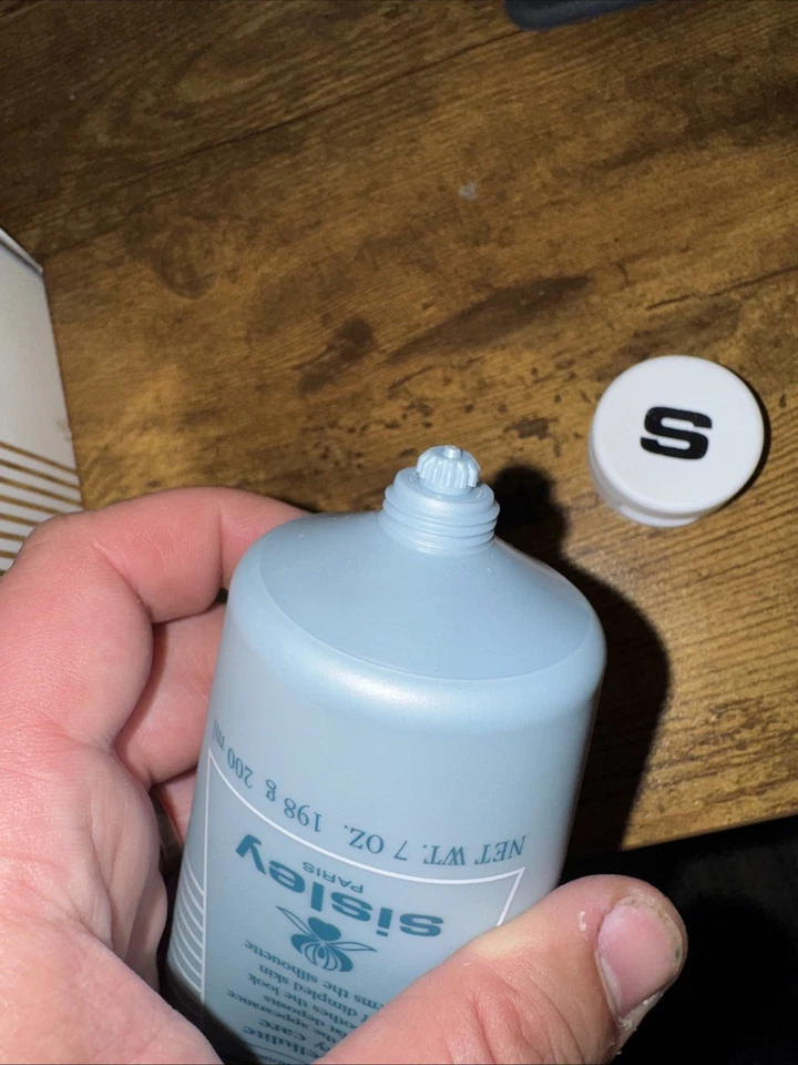 Cuidado corporal contorno anticelulítico Sisley Celluli-pro 200 ml nuevo en caja, sellado Foto 2 de 4