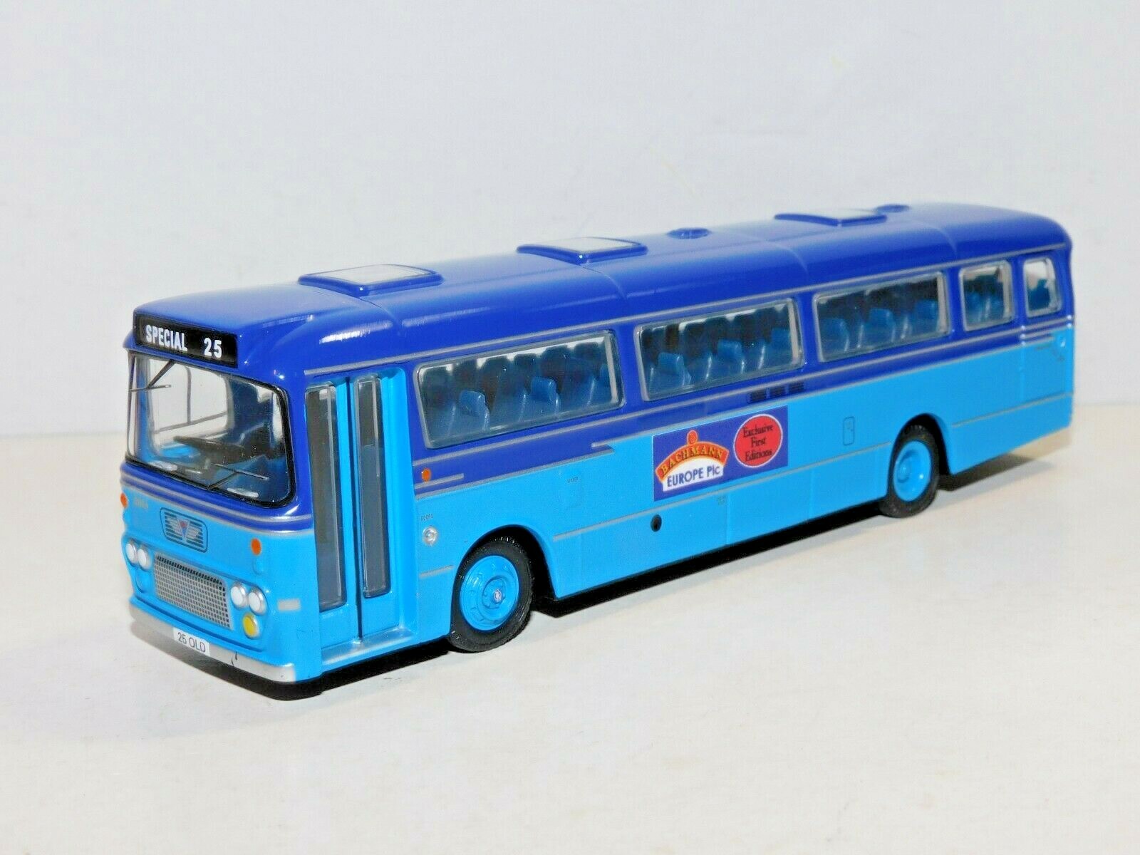 EFE ALEXANDER Y TYPE COACH 25 YEARS OF QUALITY MODELS 1/76 22519 BACHMANN