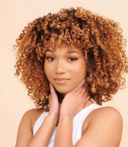 Short Orange Curly Wigs for Black Women Soft Fluffy Curly Wig with Bangs - Afbeelding 1 van 7