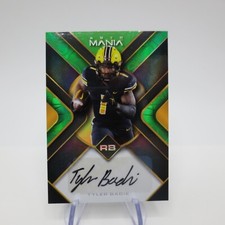 2022 Wild Card Mania Green Tyler Badie Rookie Auto RC AM-TH46. rookie card picture
